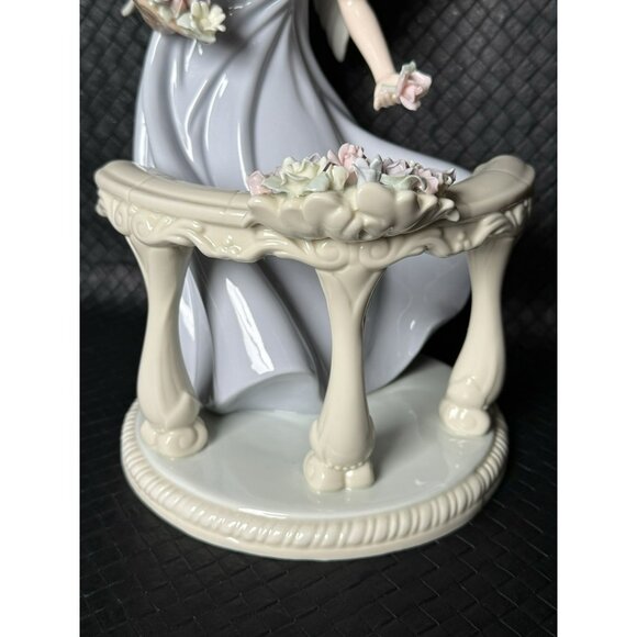 Members Mark Porcelain Angel Placing Flowers On Balustrade Hand Painted 2005 EUC - Picture 13 of 15